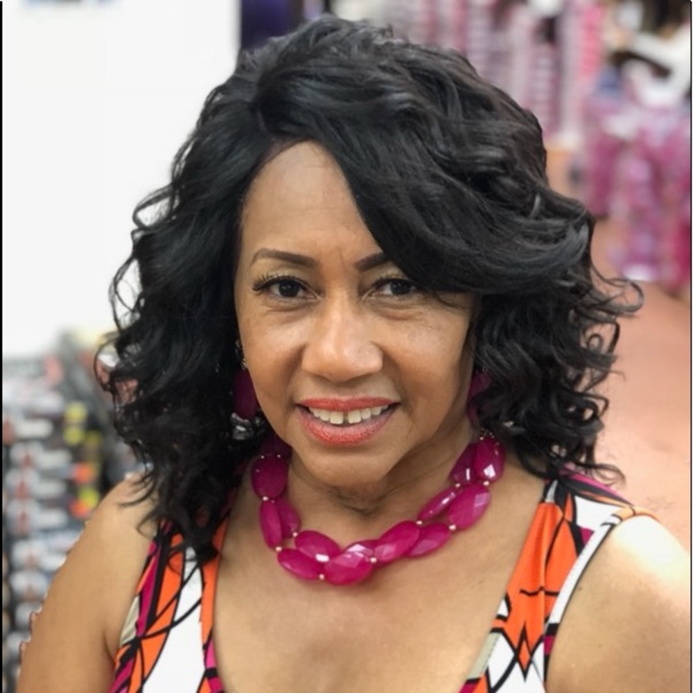 Meet your Posher, Gwendolyn